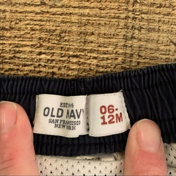 Old Navy baby boys retro rainbow striped swimsuit bottom trunks in navy - 6/12M - Picture 2 of 5